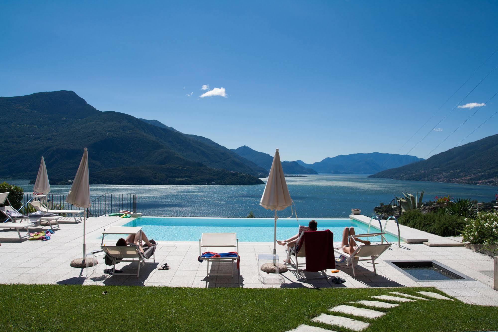 Residence Cafelicita - Promotion - Apartments Lake View - Infinity Pool - Jacuzzi Gravedona Kültér fotó